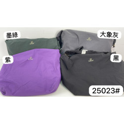 K-Zone 斜背包 #25023